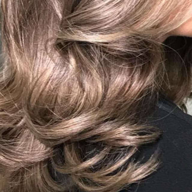 Yearly: 4 Cut & Gloss Membership at Stephanie Michelle Beauty Studio in Woodland Hills, CA